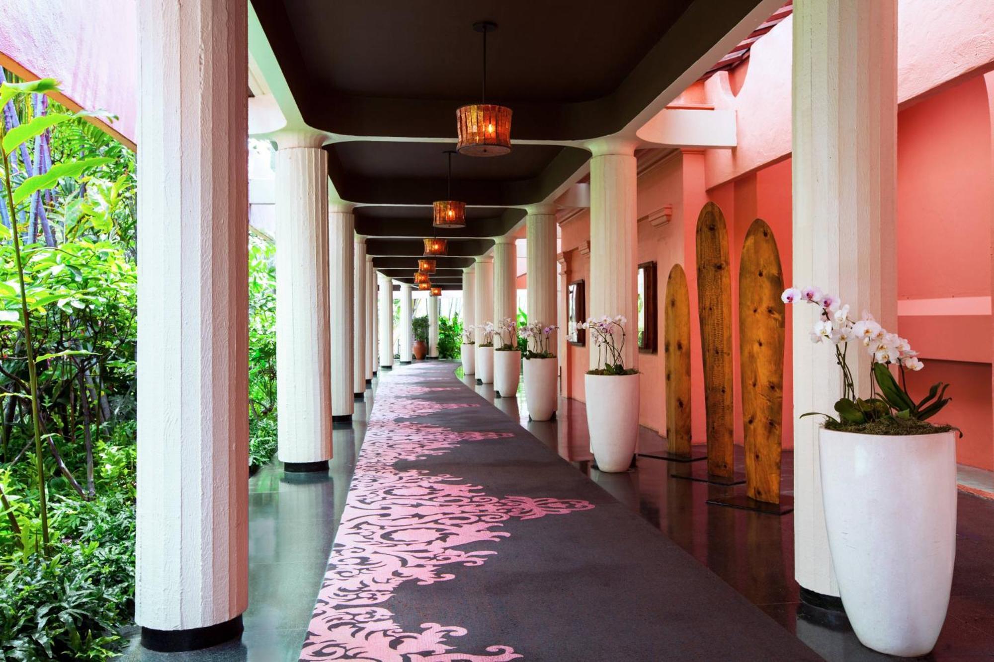 The Royal Hawaiian, A Luxury Collection Resort, Waikiki Гонолулу Экстерьер фото