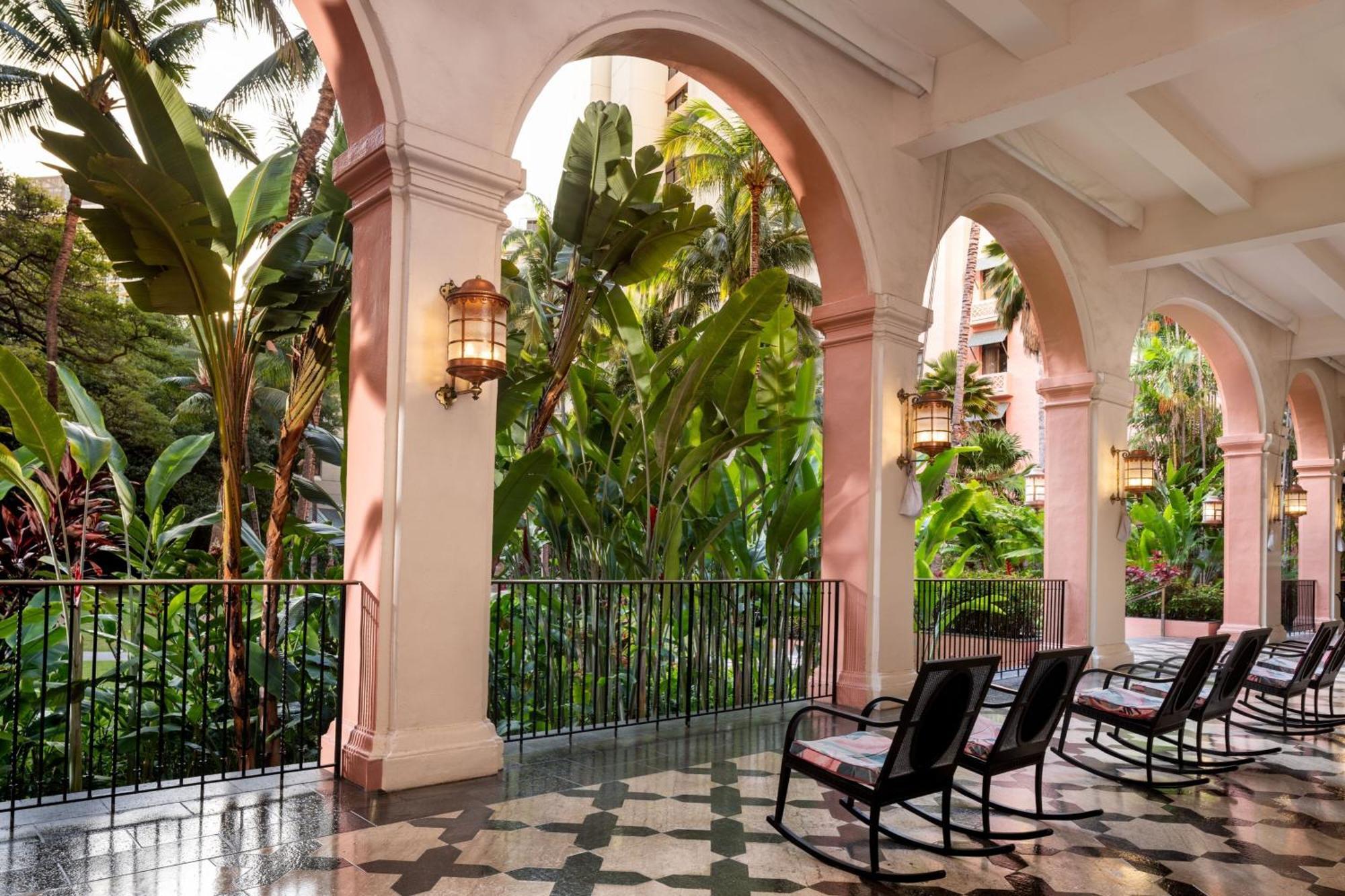 The Royal Hawaiian, A Luxury Collection Resort, Waikiki Гонолулу Экстерьер фото